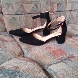 Women's shoes